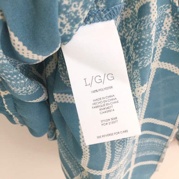 🎉 SALE Cabi Blue Windowpane Plaid Surplice Blouse - Picture 5 of 5